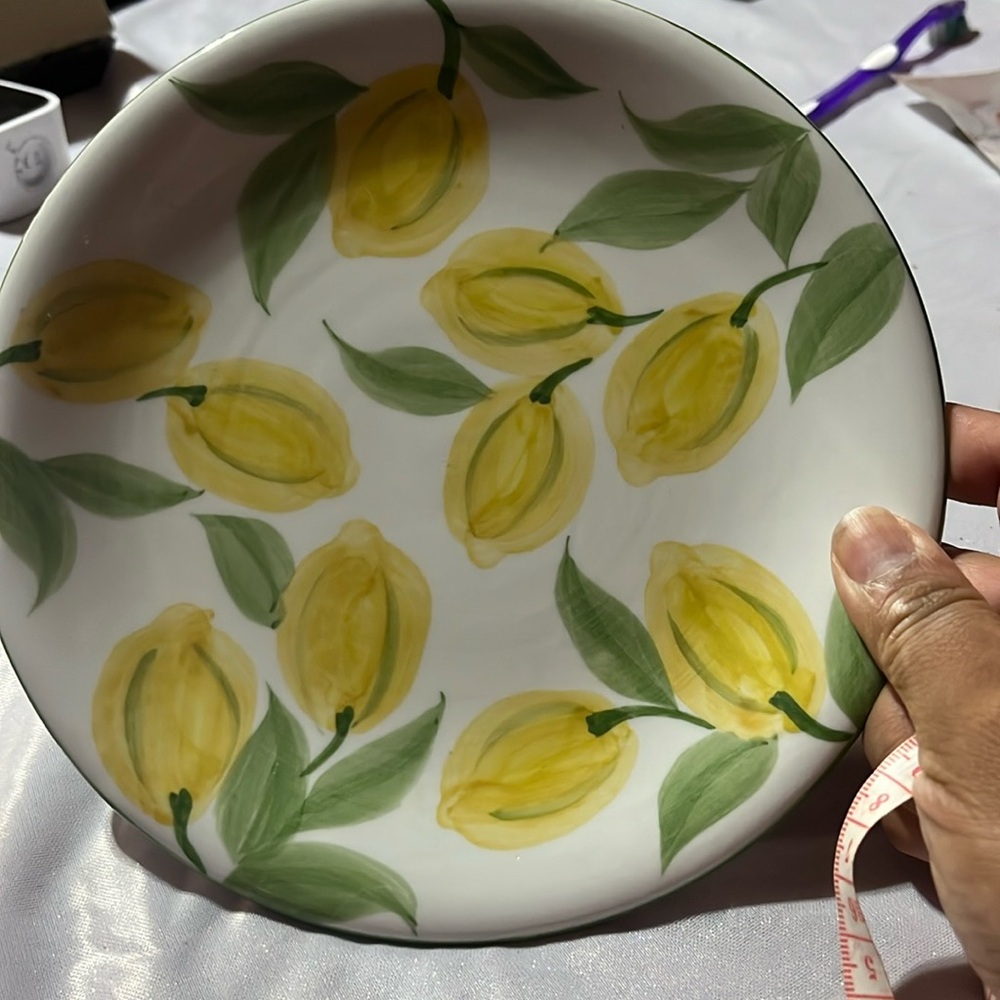 Lemons on a 7.5” Plate Andrea by SADEK Decorative Thailand Never Used